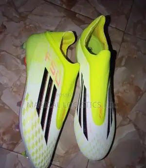 F50 Football Boot, Size 45, Greenish Yellow