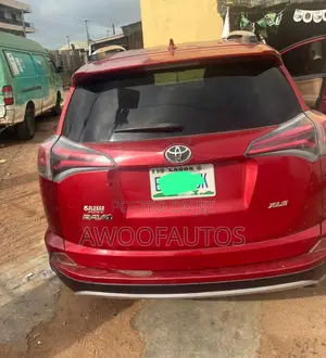 Toyota RAV4 2016 Red