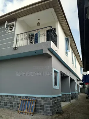 6bdrm Block of Flats in Araromi, Elemoro for sale