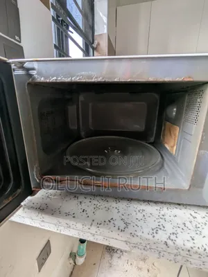 Microwave Oven