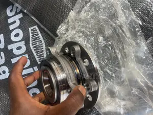 Mercedes Benz C400 2015 Front Wheel Hub Bearing