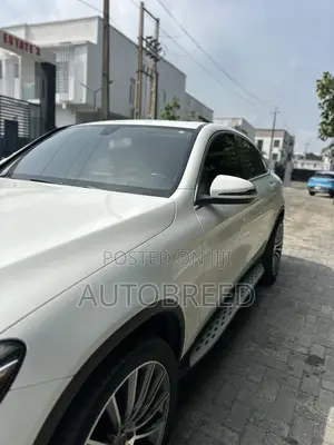 Mercedes-Benz GLC-Class 2017 White