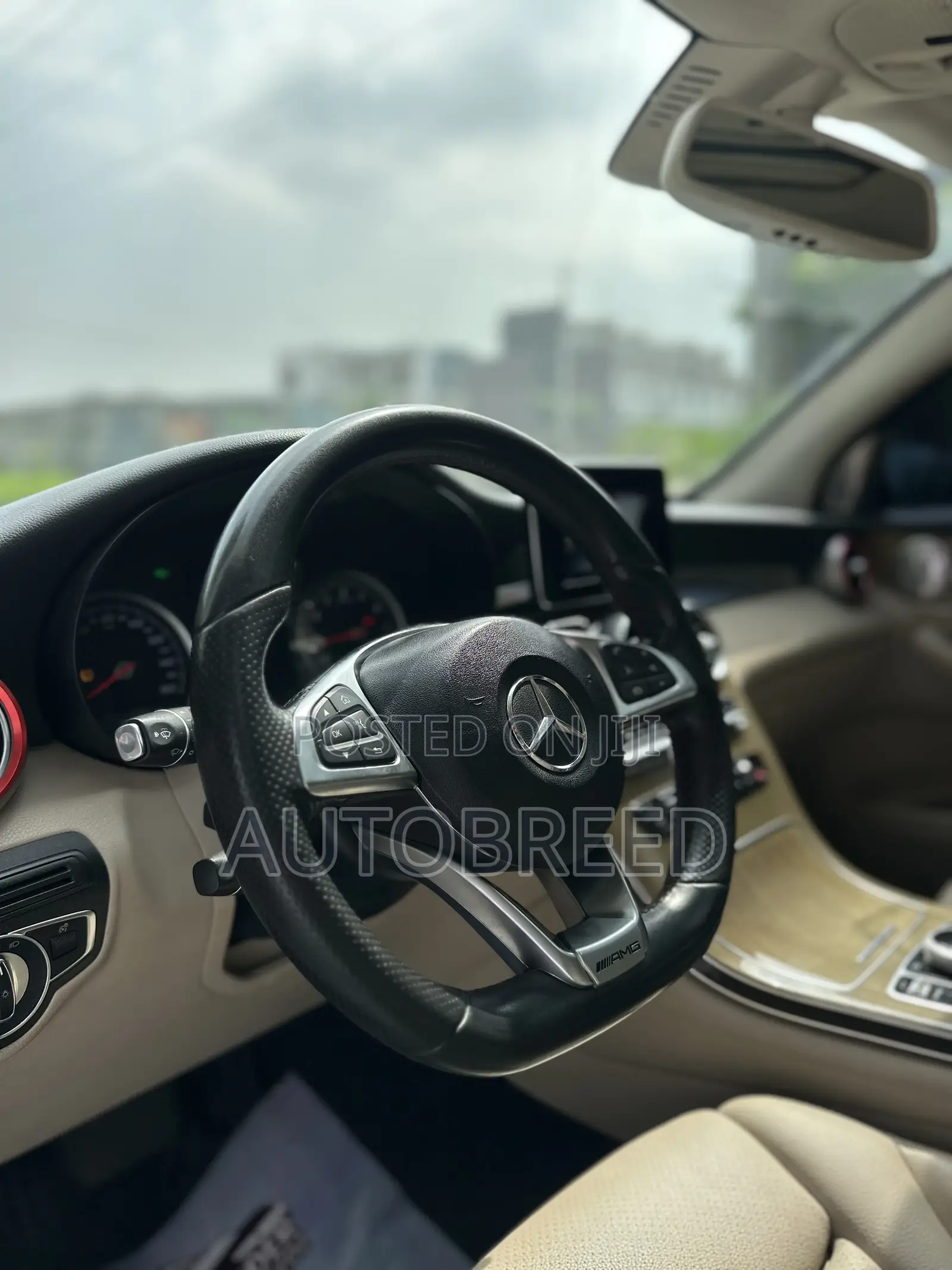 Mercedes-Benz GLC-Class 2017 White