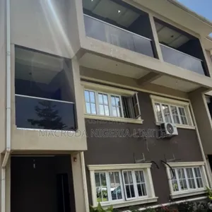4bdrm House in Ikeja GRA for rent