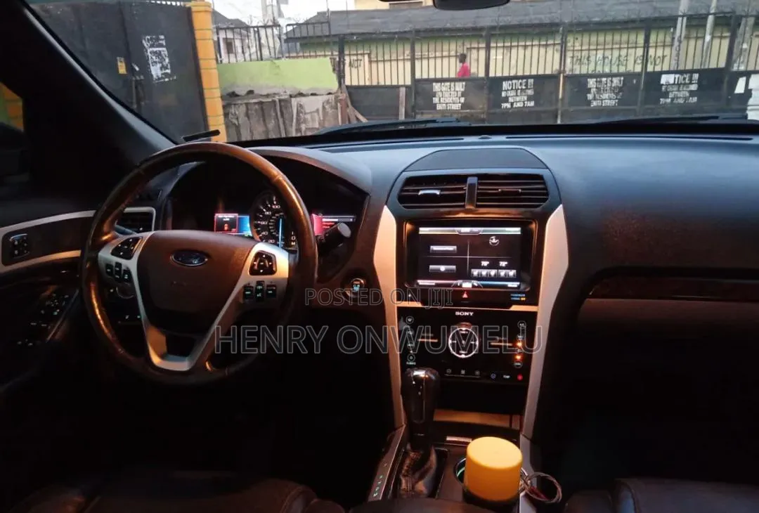 Ford Explorer 2014 Black
