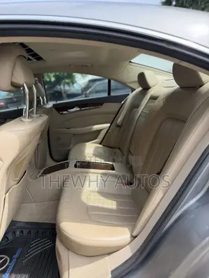 Mercedes-Benz CLS 550 2012 Beige