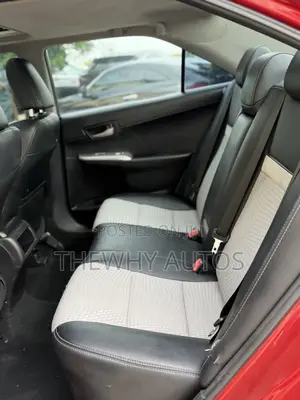Toyota Camry SE 4dr Sedan (2.5L 4cyl 6A) 2013 Red