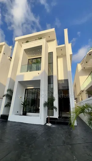 5bdrm Duplex in Sangotedo for sale