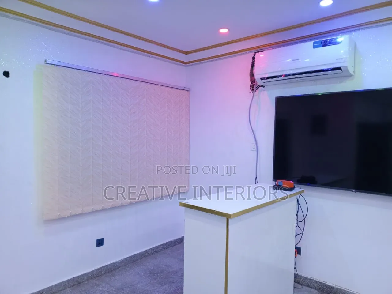 Vertical Fabrics Window Blinds