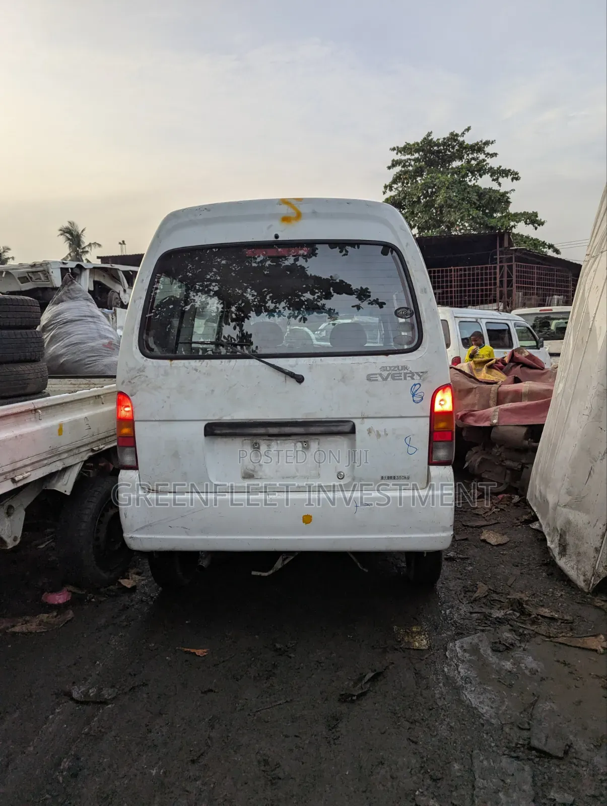 Suzuki Every 2010 White
