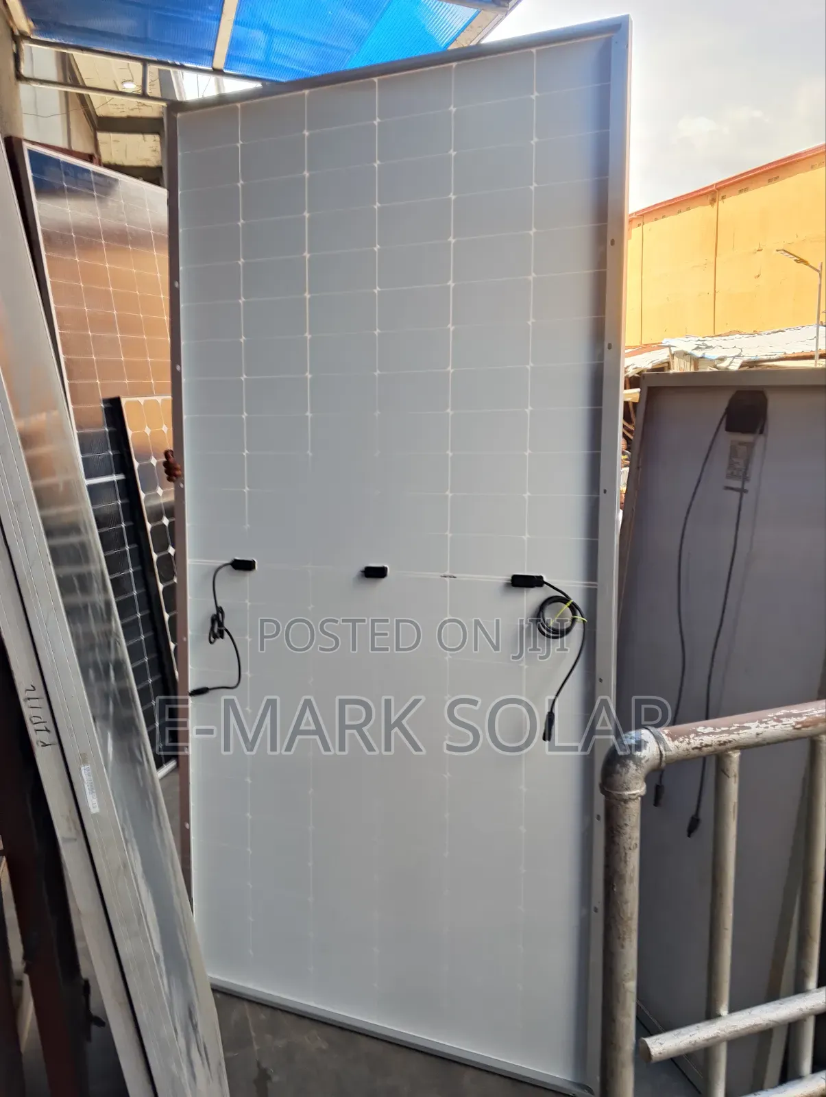 650watts Solar Non Bificial Panels New Panels Available Now