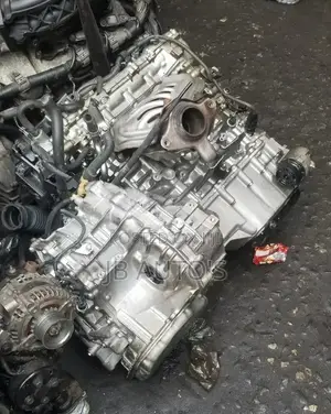 Quality Engine for Toyota 2zr Tokunbo 4 Plug With 12pin Upper Selector