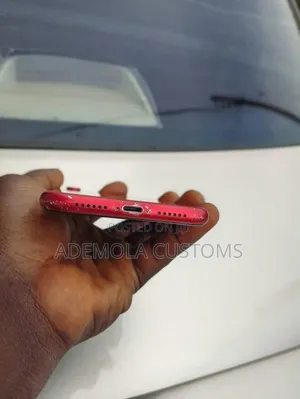 Apple iPhone XR 128 GB Red