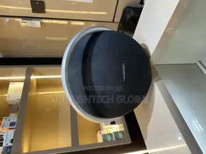 Onyx Studio 8