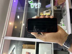 Apple iPhone 13 128 GB Red