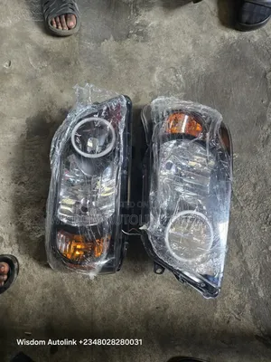 Headlights for Toyota Highlander 2004/2007 Custom Design Available