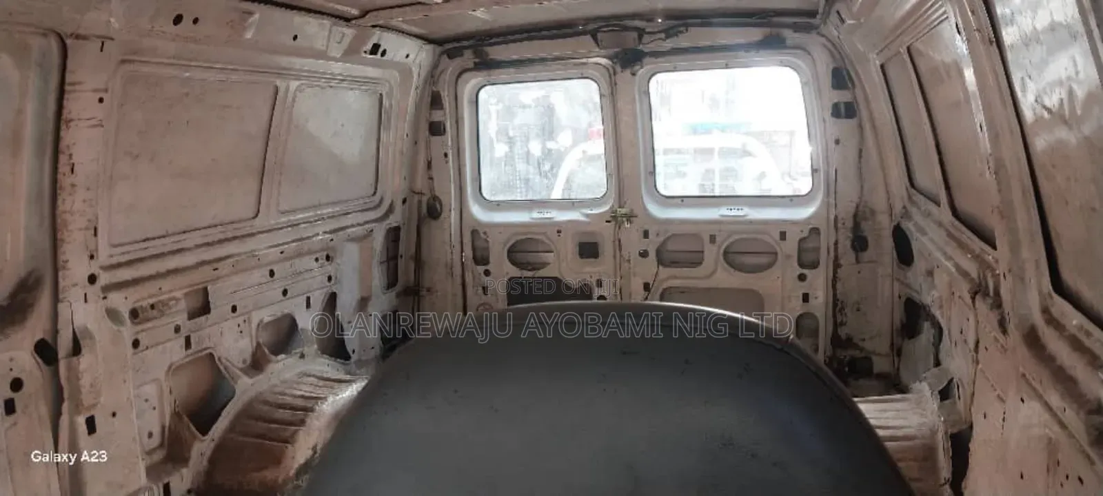 Ford F550 2001 White