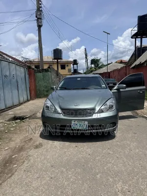 Lexus ES 2005 Green
