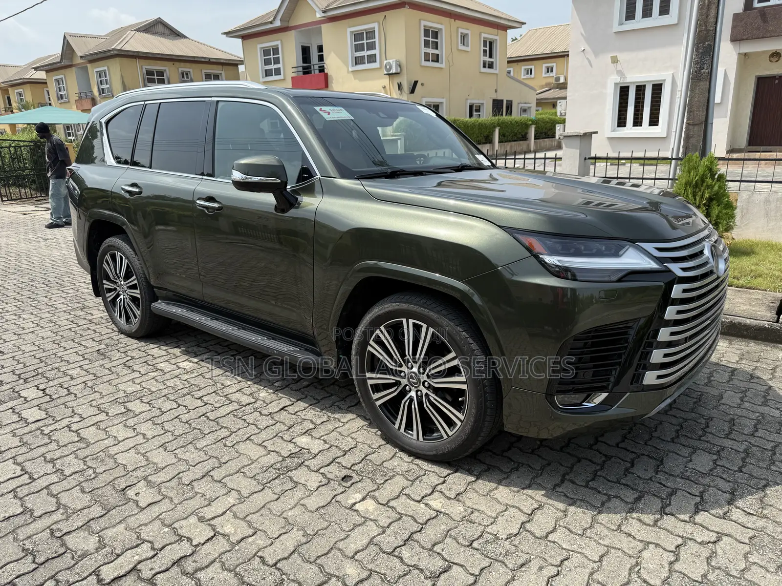 Lexus LX 600 2022 Green