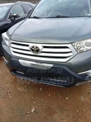 Toyota Highlander 2012 Green