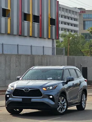 Toyota Highlander Limited AWD 2020 Blue
