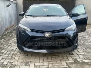 Toyota Corolla LE (1.8L 4cyl 2A) 2019 Black