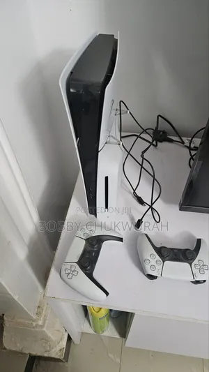 Play Station 5