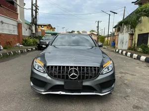 Mercedes-Benz C300 2018 Gray