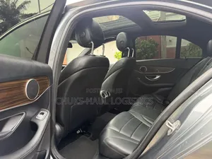 Mercedes-Benz C300 2018 Gray