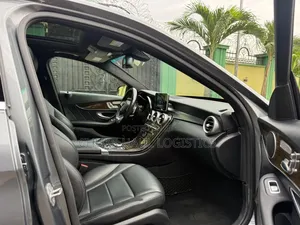 Mercedes-Benz C300 2018 Gray