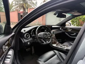 Mercedes-Benz C300 2018 Gray