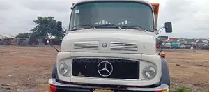 Mercedes Truck Benz