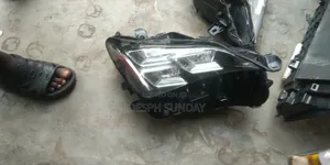 Headlamp Rc 350 2018 Set