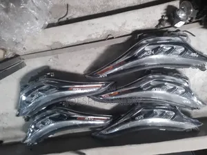 Headlamp C-Hr 2020 Set