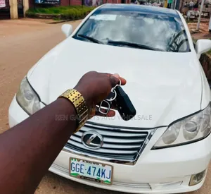 Lexus Es350