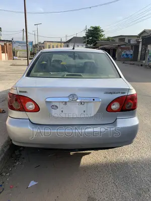 Toyota Corolla 2005 Silver