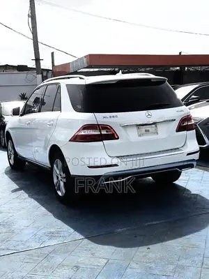 Mercedes-Benz M Class ML350 4MATIC 4dr SUV AWD (3.5L 6cyl 7A) 2014