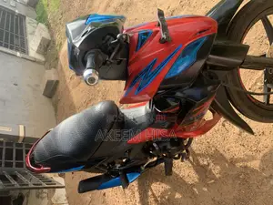 TVS Rockz 125 2012 Red