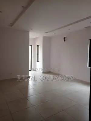 2bdrm Apartment in Ahmadu Bello Way for sale