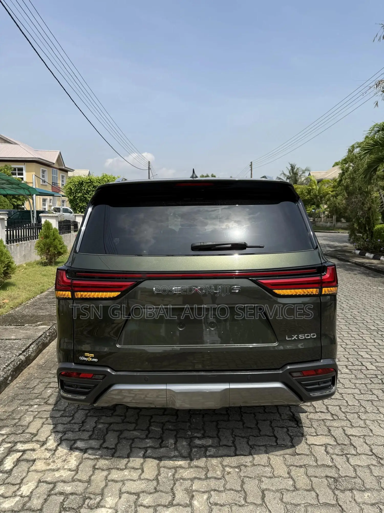 Lexus LX 600 2022 Green
