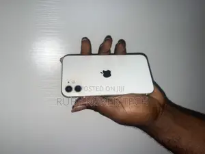 Apple iPhone 11 64 GB White