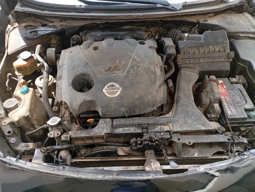 Nissan Maxima 2012 Black