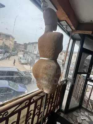 Women BBL Mannequin
