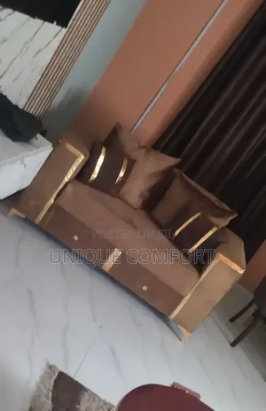 Brand New 7 Seaters Luxury Sofa Set (Center Table and Rug) Is a Bonus