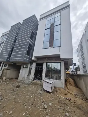 4bdrm Duplex in Lekki Phase 1 for sale