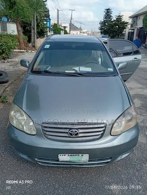 Toyota Corolla LE 2005 Silver