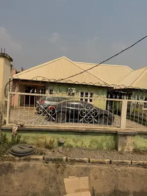 3bdrm Bungalow in Dantata Estate, Kubwa for sale