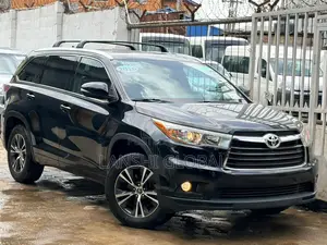 Toyota Highlander XLE V6 4x2 (3.5L 6cyl 6A) 2016 Black