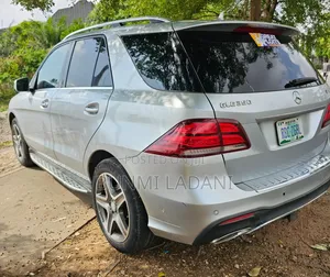 Mercedes-Benz M Class ML350 4MATIC 4dr SUV AWD (3.5L 6cyl 7A) 2015