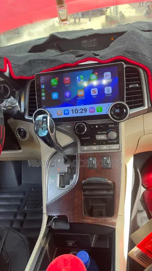 Venza Diamond /Hd Navigation Apple Carplay/Android Auto Two Nub